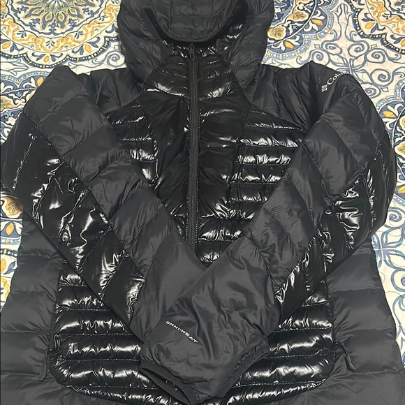 Columbia Women's Black Puffer Jacket - Picture 1 of 7